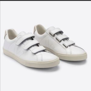 Veja lock sneakers
